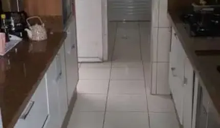 Sobrado para Venda em Osasco, Jaguaribe, 3 dormitórios, 2 suítes, 1 banheiro, 4 vagas