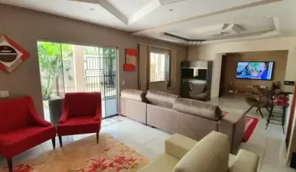 'Casa 3 Quartos Penha de França | Piscina + 3 Garagens | Entrada R$45 mil - Zona Leste SP'