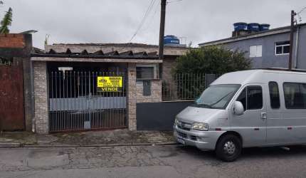 Casa térrea ampla R$ 300.000,00 Jardim Noronha terreno 250m área construída 160m 3 dormitórios 4 vagas