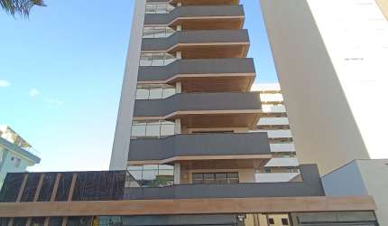 Elegância em Cada Detalhe – 4 Suítes e Ambientes Amplos com 295m²