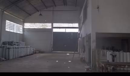 EXCELENTE GALPÃO 1000 M ²