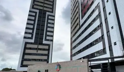 VENDO APARTAMENTO BARRO DURO -  2 QUARTOS