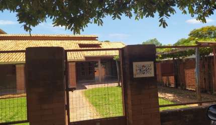 Casa à Venda na Vila Donária – Bonito/MS