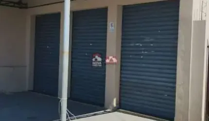 Loja comercial em área em crescimento