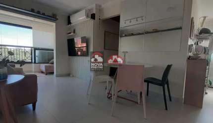 Apartamento aconchegante e com localização privilegiada na Vila Ema!