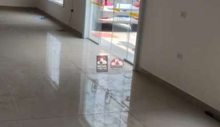 Belíssima sala comercial no centro da cidade