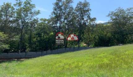 Terreno Padrão em Condomínio em Jambeiro