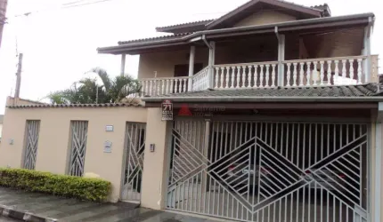 Espetacular Sobrado no Jardim Santa Maria, Jacareí: Seu Novo Lar com Muito Espaço!