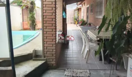 Casa Padrão em Caraguatatuba