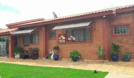 Casa Padrão em Águas de Santa Bárbara