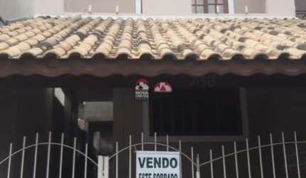 Casa Sobrado Padrão em São José dos Campos