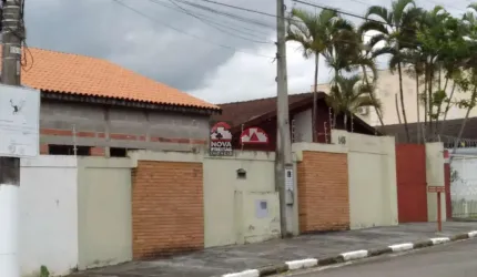 Casa Padrão em Pindamonhangaba