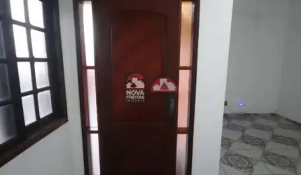 Casa Sobrado Padrão em Caraguatatuba