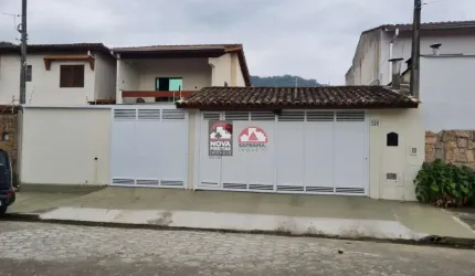 Sobrado lindo perto de tudo!!!