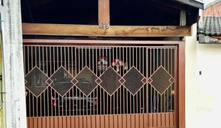 Casa à Venda no Bairro Vila Rica