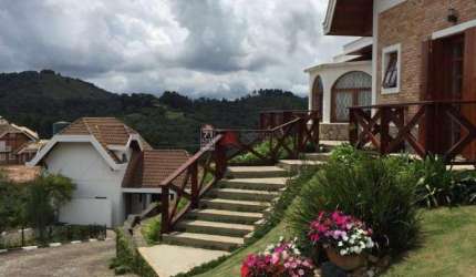 Casa Padrão em Campos do Jordão