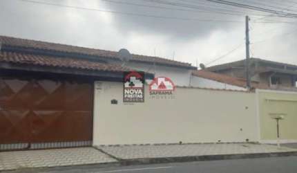 Casa Padrão em Pindamonhangaba