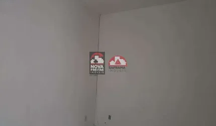 Casa a Venda no bairro Jardim São Dimas, em São José dos Campos/SP, com facil acesso as principais vias da cidade. Proxima as escolas COC, Poliedro e Anel Viario.