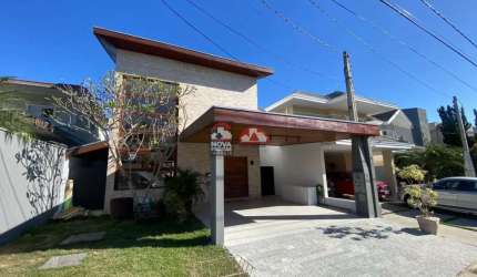 Casa Sobrado Condomínio em São José dos Campos