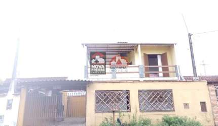 Casa Sobrado Padrão em Caraguatatuba