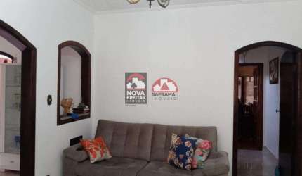 Casa Sobrado Padrão em São José dos Campos