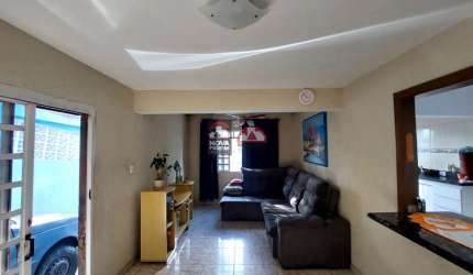 Casa Padrão em Pindamonhangaba