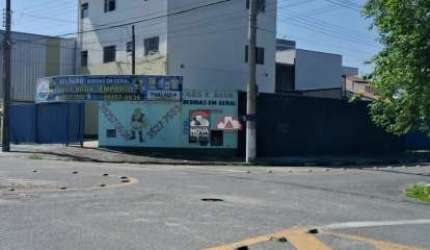 Oportunidade de Investimento: Prédio Comercial à Venda!