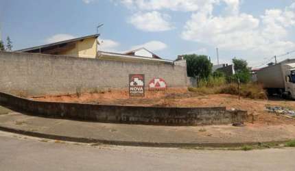 Terreno Padrão em Jacareí