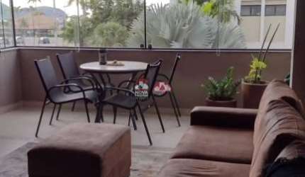 Lindíssimo apartamento com vista  frente Mar