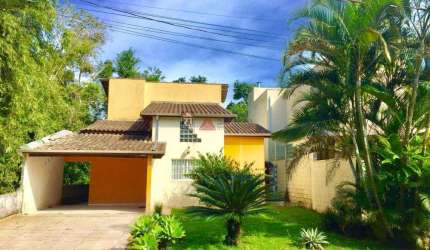Casa Sobrado Condomínio em Caraguatatuba