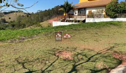 Terreno Padrão em Condomínio em Jambeiro
