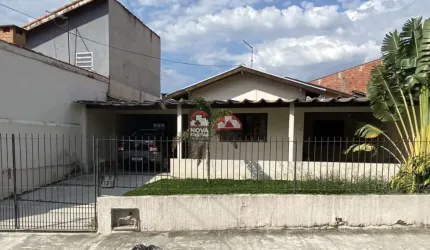 Casa Padrão em Caçapava