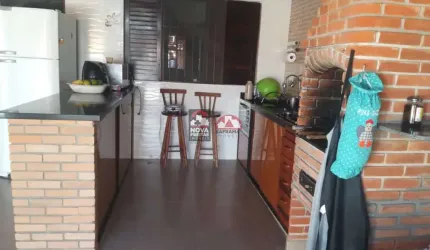 Casa Padrão em Caraguatatuba