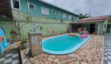 Casa Padrão em Caraguatatuba