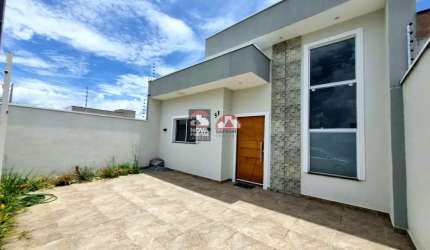 Casa Padrão em Pindamonhangaba