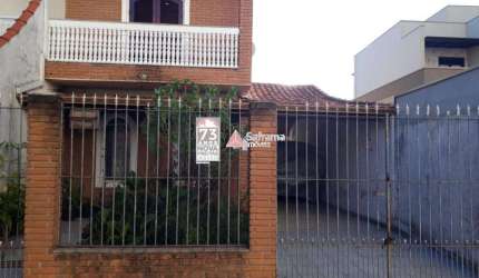 Casa Sobrado Padrão em São José dos Campos