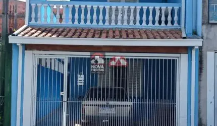 Casa Sobrado Padrão em São José dos Campos