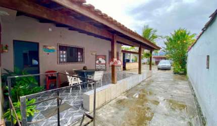 Casa Padrão em Caraguatatuba