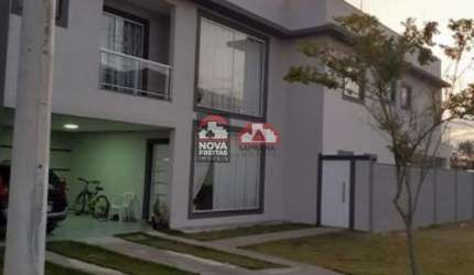 Casa Sobrado Condomínio em Jacareí