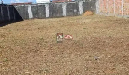 Terreno à Venda no Residencial Mantiqueira - Pindamonhangaba