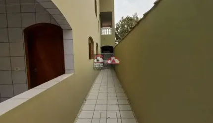 Casa Sobrado Padrão em São José dos Campos