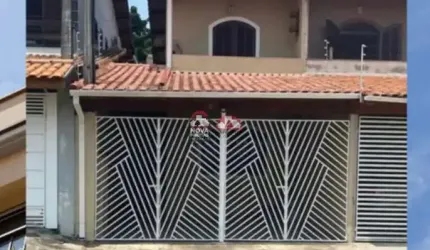 Casa Sobrado Padrão em São José dos Campos