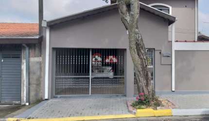 Casa Sobrado Padrão em São José dos Campos