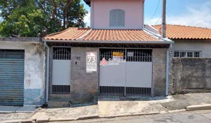 Casa Sobrado Padrão em São José dos Campos