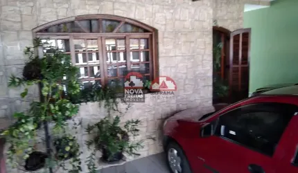 Casa Sobrado Padrão em Pindamonhangaba