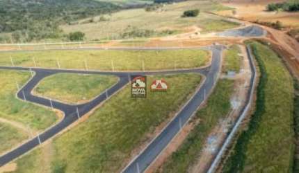 Terreno Padrão em Condomínio em Caçapava
