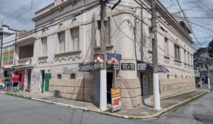 Casa Sobrado Padrão em Guaratinguetá