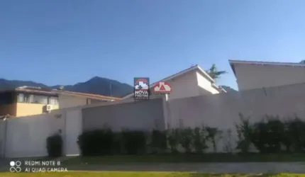 Casa em condomínio fechado em Caraguatatuba no bairro Massaguaçu