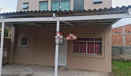 Sobrado a 100 metros da orla da praia Porto Novo, rua asfaltada. Local tranquilo e seguro. Com 3 dormitórios
