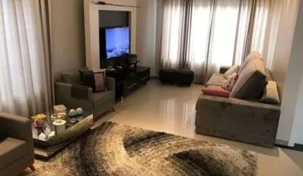 Sobrado para venda com 260 metros quadrados com 3 quartos